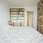 65 M2 - Magnificent View On Paris!