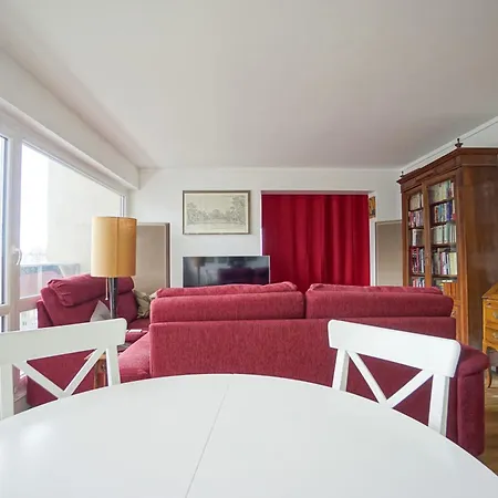 65 M2 - Magnificent View On Paris!